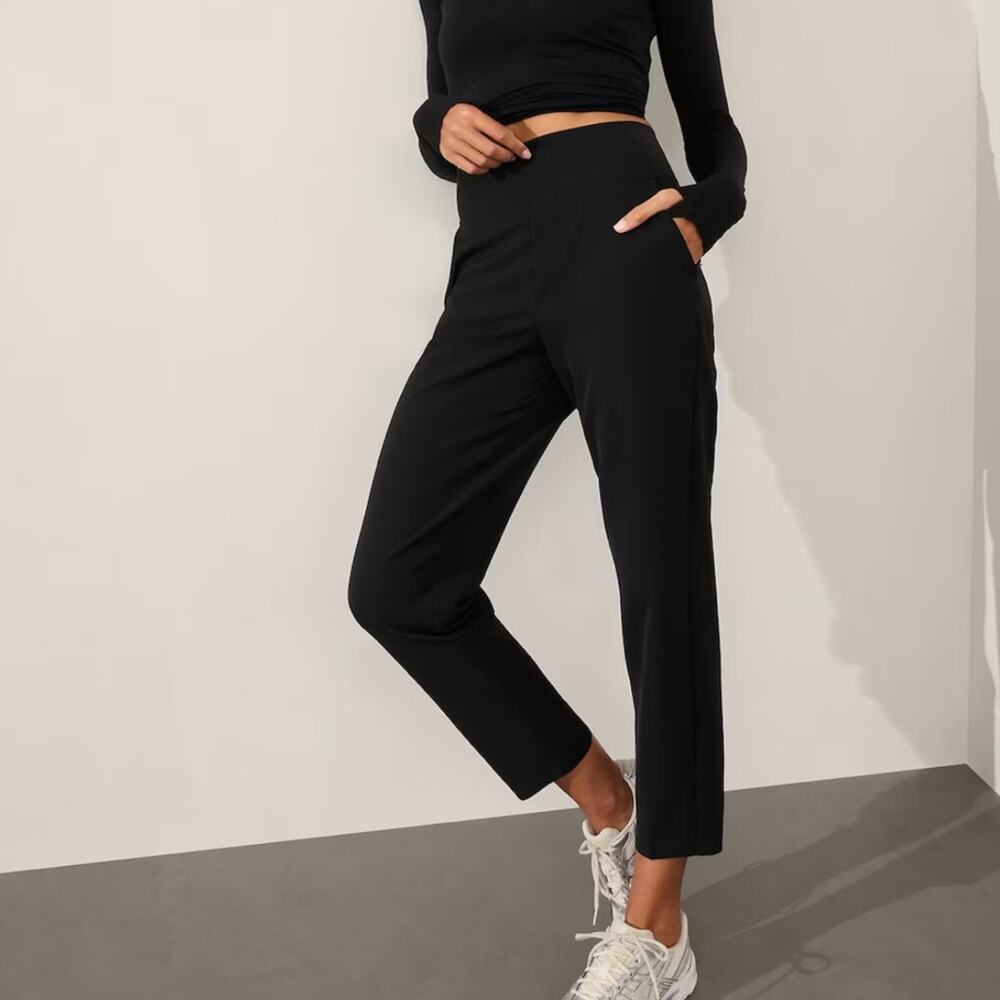 NWOT Athleta Endless High Rise Pant Size 4 Black